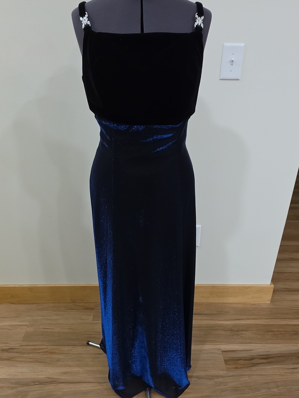 Betsy & Adam Navy Velvet-Bodice Evening Gown with Sparkle Skirt
